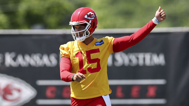 KANSAS CITY, MISSOURI - JUNE 09: Patrick Mahomes #15 of the Kansas City Chiefs gestures during mandatory minicamp at The University of Kansas Hospital Arrowhead Training Complex on June 09, 2026 in Kansas City, Missouri.