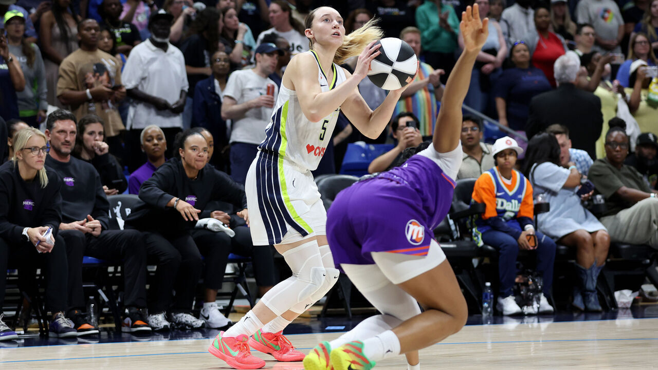 ARLINGTON, TX - JUNE 11: Paige Bueckers #5 of the Dallas Wings shoots the ball during the game against the Phoenix Mercury during the 2026 WNBA Commissioner's Cup on June 11, 2026 at the College Park Center in Arlington, TX. Mandatory Copyright Notice: Copyright 2026 NBAE