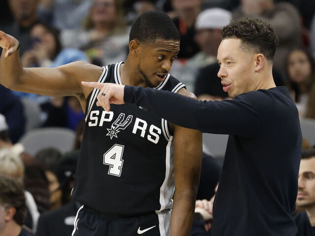 Spurs coach Johnson has 'utmost confidence' in Fox despite …