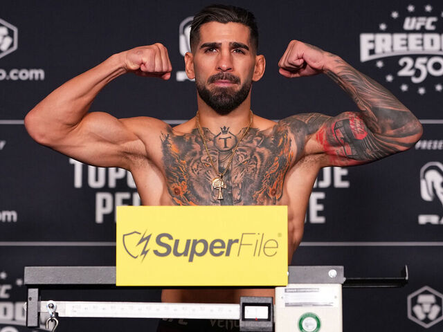 Topuria, Gaethje make weight for UFC White House main event…