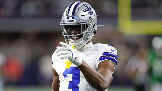 ARLINGTON, TEXAS - NOVEMBER 23: George Pickens #3 of the Dallas Cowboys reacts in the fourth quarter against the Philadelphia Eagles at AT&T Stadium on November 23, 2025 in Arlington, Texas.