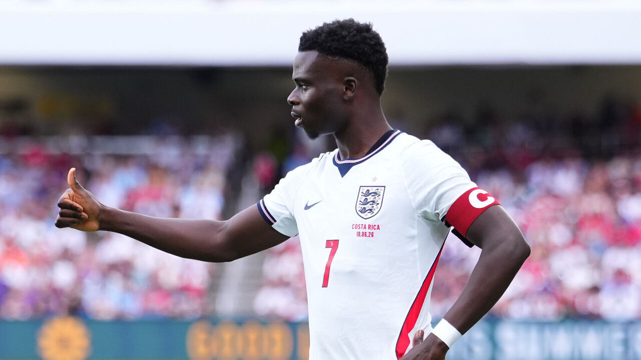 ORLANDO, FLORIDA - JUNE 10: Bukayo Saka #7 of England prepares to take a free kick during a international friendly against Costa Rica at Inter&Co Stadium on June 10, 2026 in Orlando, Florida.