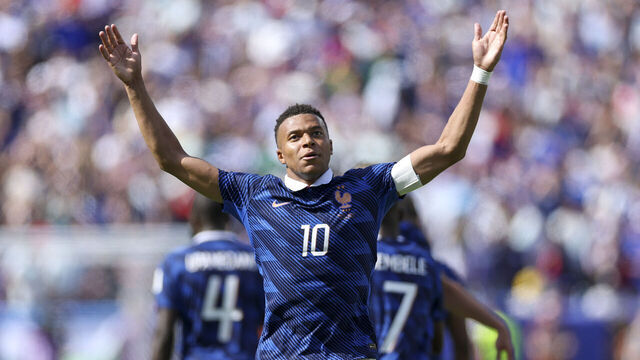 EAST RUTHERFORD, NEW JERSEY - JUNE 16: Kylian Mbappe #10 of France celebrates scoring his team's first goal during the FIFA World Cup 2026 Group I match between France and Senegal at New York New Jersey Stadium on June 16, 2026 in East Rutherford, New Jersey.