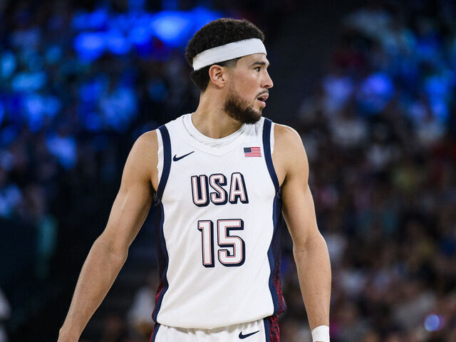 Booker changes jersey number to No. 15 in honor of dad | theScore