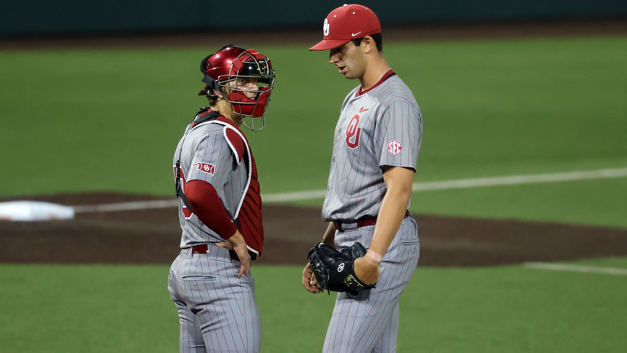 AUSTIN, TX - MARCH 26: Pitcher Mason Bixby #25 of the Oklahoma Sooners and catcher Brendan Brock #10 of the Oklahoma Sooners talk on the mound during the SEC college baseball game between Texas Longhorns and Oklahoma Sooners on March 26, 2026, at UFCU Disch-Falk Field in Austin, TX.