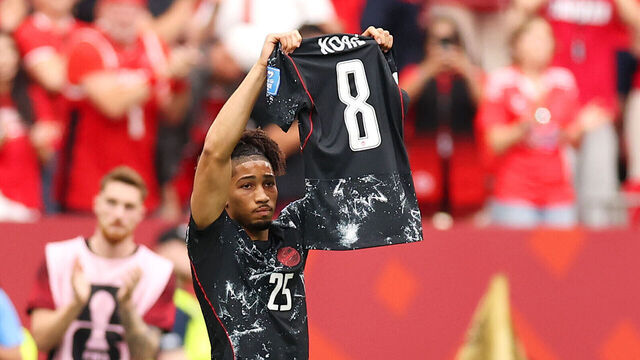 VANCOUVER, BRITISH COLUMBIA - JUNE 18: Nathan Saliba #25 of Canada shows the shirt of Ismael Kone #8 as the celebration after scoring the team's fourth goal during the FIFA World Cup 2026 Group B match between Canada and Qatar at BC Place Vancouver on June 18, 2026 in Vancouver, British Columbia.