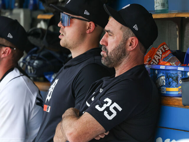 Verlander's return stalled by hamstring strain