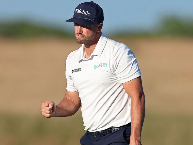 Relentless Clark stretches U.S. Open lead to 6
