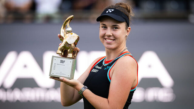 BERLIN, GERMANY - JUNE 21: Linda Noskova of the Czech Republic poses with the champions trophy after defeating Jessica Pegula of the United States in the singles final on Day Seven of the 2026 Berlin Tennis Open at LTTC Rot-Weiß e.V. on June 21, 2026 in Berlin, Germany