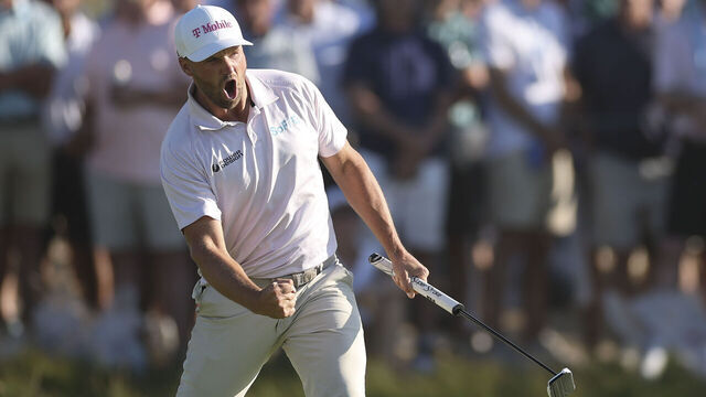 SOUTHAMPTON, NEW YORK - JUNE 21: Wyndham Clark of the United States celebrates after a putt on the 16th green during the final round of the 126th U.S. OPEN at Shinnecock Hills Golf Club on June 21, 2026 in Southampton, New York.