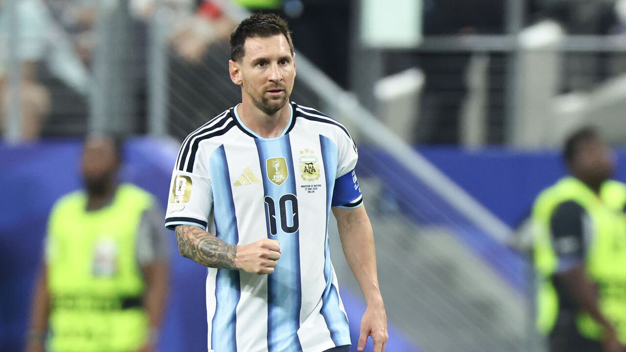 DALLAS, TEXAS - JUNE 22: Lionel Messi #10 of Argentina celebrates after scoring his teammates first goal during the FIFA World Cup 2026 Group J match between Argentina and Austria at Dallas Stadium on June 22, 2026 in Dallas, Texas.