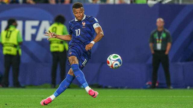 PHILADELPHIA, PENNSYLVANIA - JUNE 22: Kylian Mbappé #10 of France shoots the ball during the FIFA World Cup 2026 Group I match against Iraq at Philadelphia Stadium on June 22, 2026 in Philadelphia, Pennsylvania.