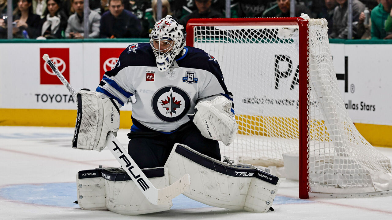 DALLAS, TX - APRIL 02: Winnipeg Jets goaltender Connor Hellebuyck (37) waits for the action to come to him during the game between the Dallas Stars and the Winnipeg Jets on April 2, 2026 at American Airlines Center in Dallas, TX.