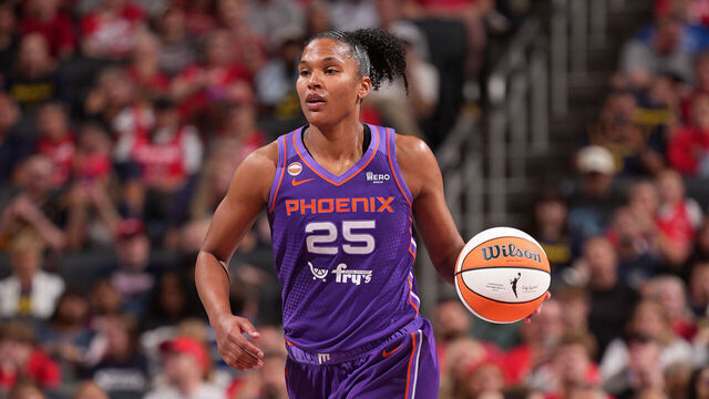 INDIANAPOLIS, IN - JUNE 24: Alyssa Thomas #25 of the Phoenix Mercury handles the ball during the game against the Indiana Fever on June 24, 2026 at Gainbridge Fieldhouse in Indianapolis, Indiana. Mandatory Copyright Notice: Copyright 2026 NBAE