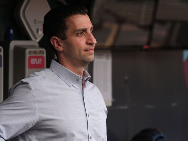 Stearns won't consider leaving Mets' front office