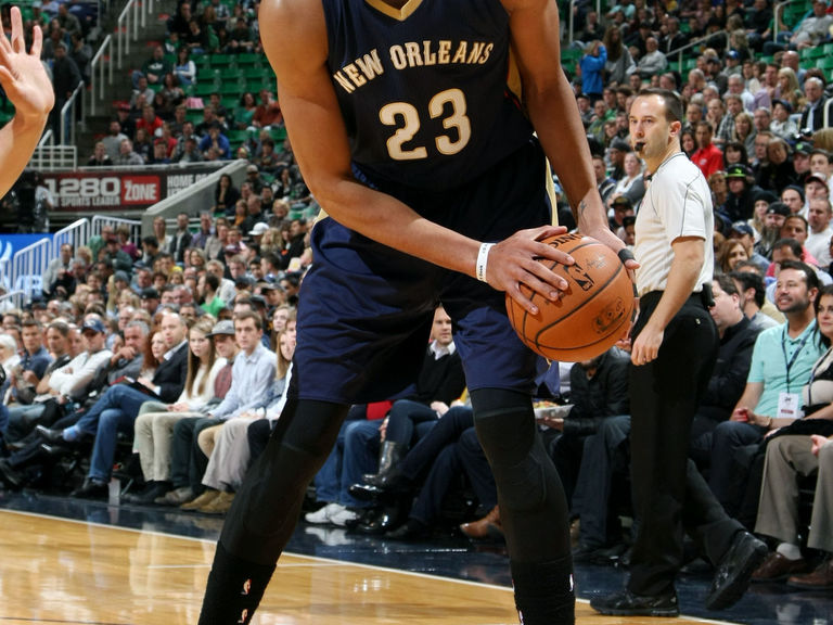 Anthony Davis drops careerhigh 43 in victory over Jazz
