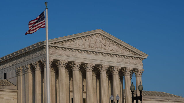 WASHINGTON, D.C., UNITED STATES - JUNE 25: The U.S. Supreme Court building is seen in Washington, D.C., on June 25, 2026, as the court releases a series of decisions nearing the end of its current term. In one of the rulings, the court said President Donald Trump has broad authority to end Temporary Protected Status (TPS) protections for certain groups, a decision that could expose about 350,000 Haitians and 7,000 Syrians to possible deportation.