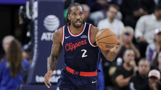 INGLEWOOD, CALIFORNIA - APRIL 08: Kawhi Leonard #2 of the Los Angeles Clippers brings the ball up court during the first half of an NBA game against the Oklahoma City Thunder at Intuit Dome on April 08, 2026 in Inglewood, California.