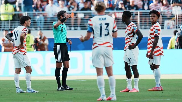 Referee shows a red card to Folarin Balogun 2nd R of the United States during the round of 32 match between the United States and Bosnia and Herzegovina at the 2026 FIFA World Cup at San Francisco Bay Area Stadium in San Francisco, the United States, July 1, 2026.