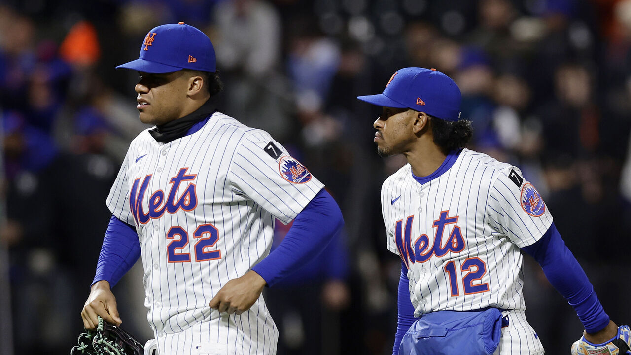 NEW YORK, NEW YORK - APRIL 21: (NEW YORK DAILIES OUT) Juan Soto #22 and Francisco Lindor #12 of the New York Mets in action against the Philadelphia Phillies at Citi Field on April 21, 2025 in New York City. The Mets defeated the Phillies 5-4.