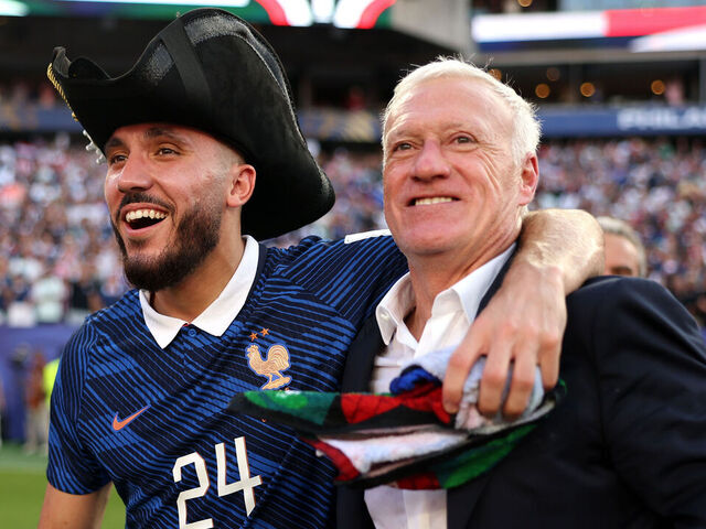 Deschamps hails France for keeping cool amid Paraguay | theScore