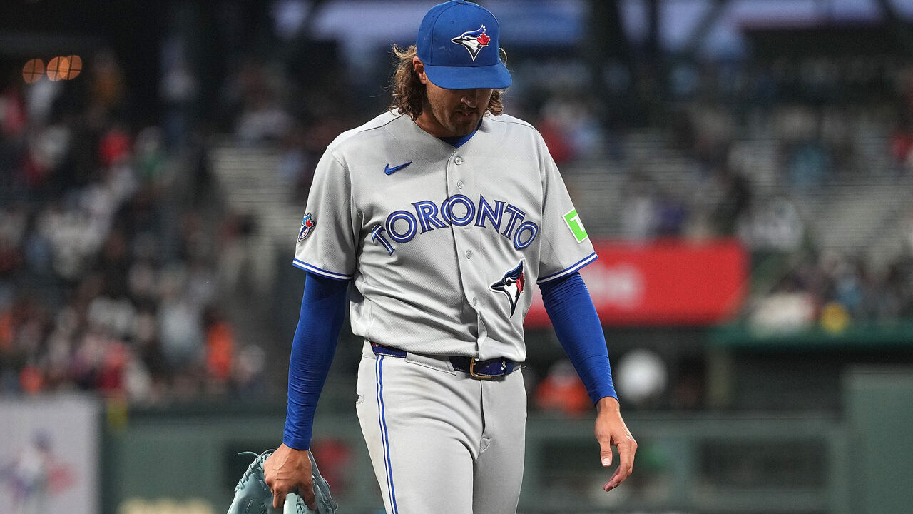 SAN FRANCISCO, CALIFORNIA - JULY 06: Kevin Gausman #34 of the Toronto Blue Jays walks back to the dugout after he was taken out of the game against the San Francisco Giants in the bottom of the six inning at Oracle Park on July 06, 2026 in San Francisco, California.