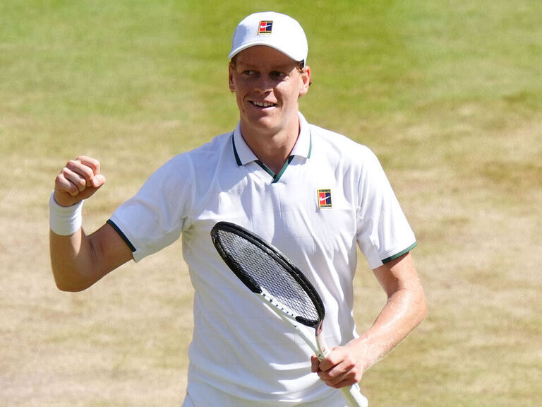 Nishikori survives 3-set match to move into quarterfinal | theScore