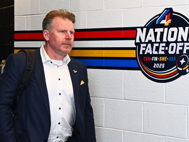 Report: Alfredsson joining Maple Leafs as associate coach