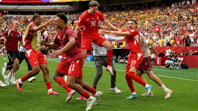 VANCOUVER, CANADA - JULY 07: Ruben Vargas #17 of Switzerland celebrates with teammates after scoring the fifth penalty in a penalty shootout for victory during the FIFA World Cup 2026 Round of 16 match between Switzerland and Colombia at BC Place Vancouver on July 07, 2026 in Vancouver, British Columbia, Canada.