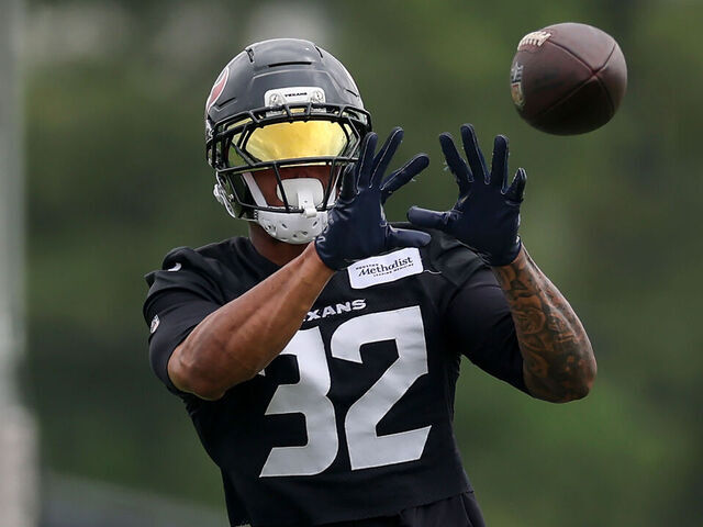 Texans' RBs coach praises Montgomery as a '3-down back'