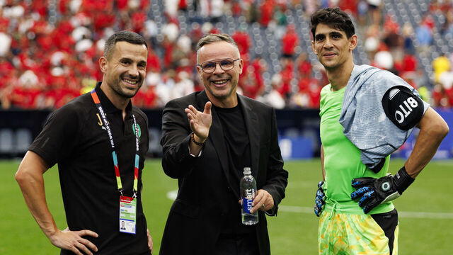 HOUSTON, TEXAS - JULY 4: Morocco Head Coach Mohamed Ouahbi and players celebrate their victory following the FIFA World Cup 2026 Round Of 16 match between Canada and Morocco at Houston Stadium on July 4, 2026 in Houston, United States.