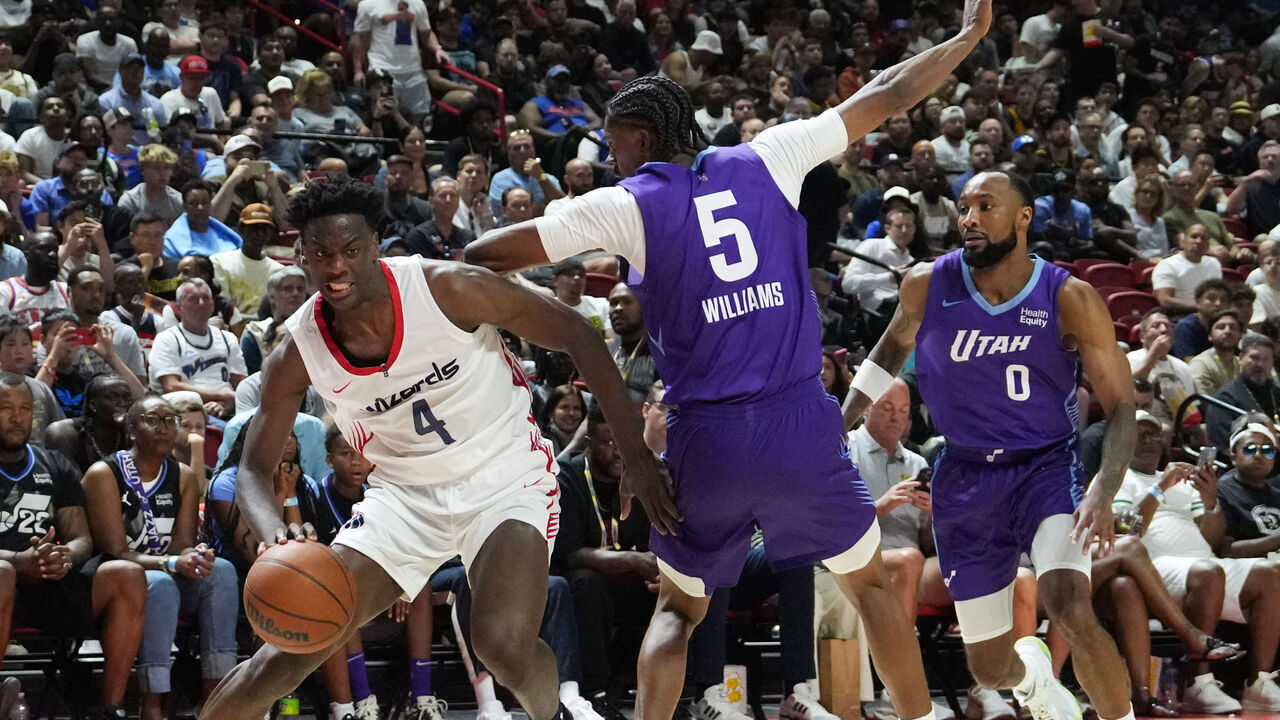 LAS VEGAS, NV - JULY 9: AJ Dybantsa #4 of the Washington Wizards drives to the basket during the game against the Utah Jazz during the 2026 NBA Las Vegas Summer League on July 9, 2026 at the Thomas & Mack Center in Las Vegas, Nevada. Mandatory Copyright Notice: Copyright 2026 NBAE