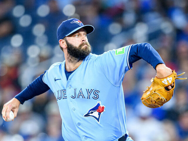 Blue Jays trade Nance to Twins for prospect