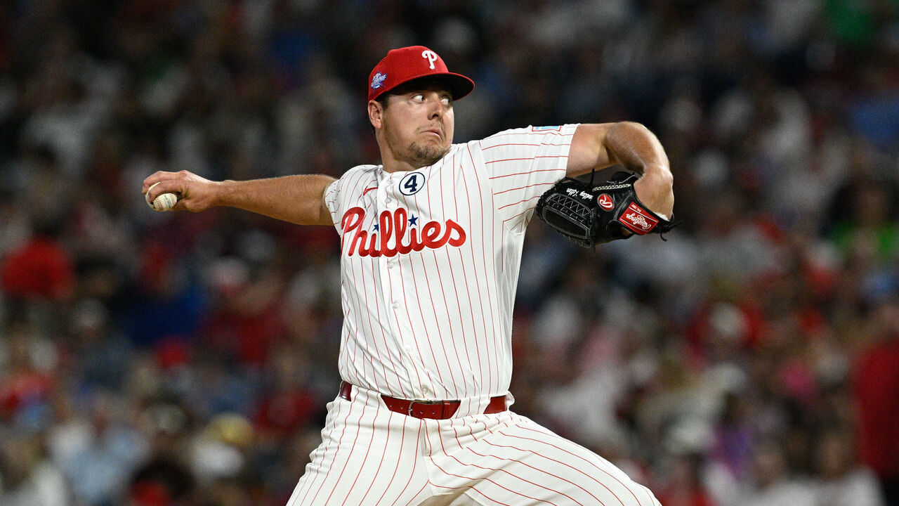 PHILADELPHIA, PA - JUNE 02: Philadelphia Phillies pitcher Brad Keller #40 pitches the ball during the game between the Philadelphia Phillies and the San Diego Padres on June 2nd, 2026 at Citizens Bank Park in Philadelphia, PA.