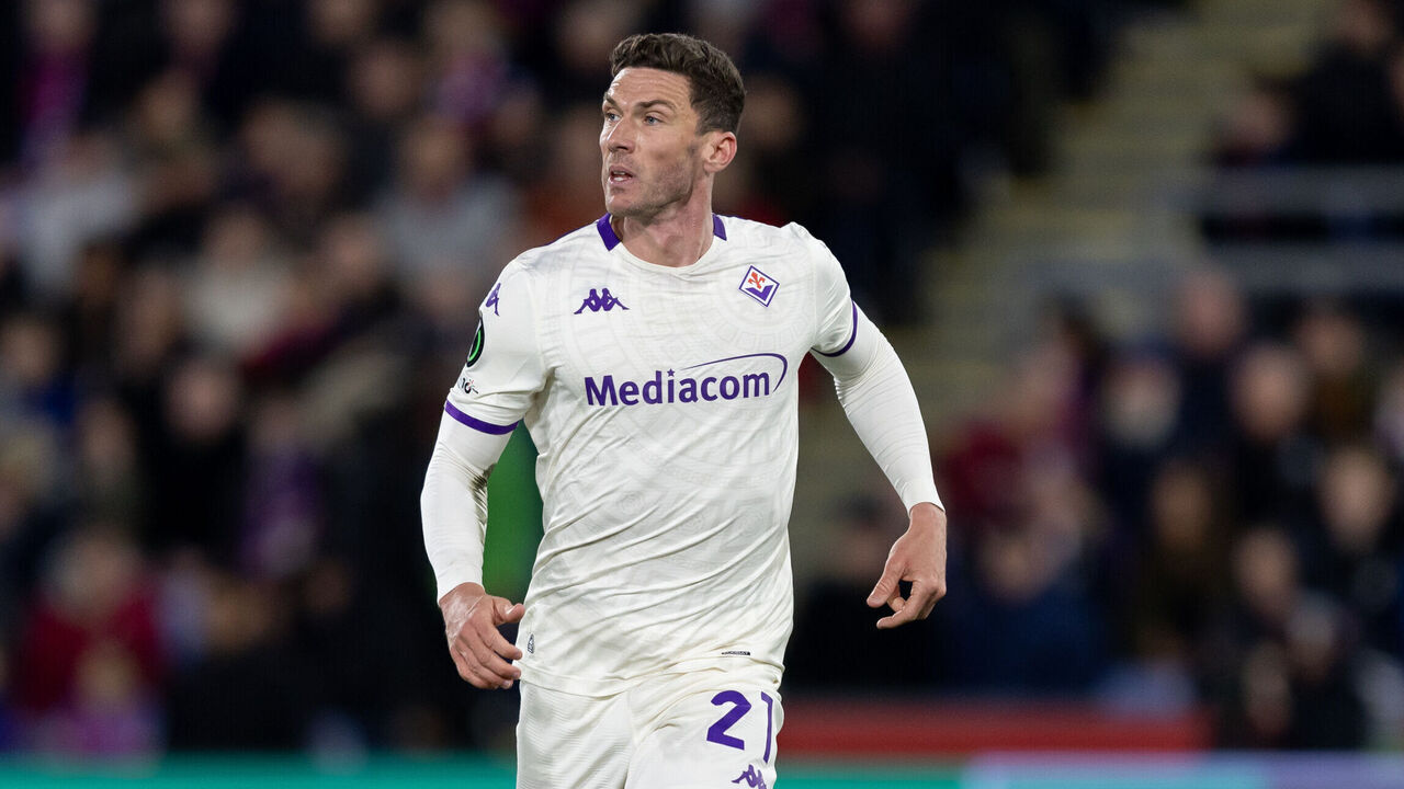LONDON, ENGLAND - APRIL 09: Robin Gosens of Fiorentina in action during the UEFA Conference League 2025/26 Quarter-Final Leg One match between Crystal Palace FC and ACF Fiorentina at Selhurst Park on April 9, 2026 in London, England.