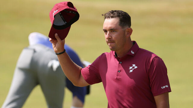 SOUTHPORT, ENGLAND - JULY 17: Lucas Herbert of Australia acknowledges the crowd on the 18th green following his round of 62 (-8), equaling the record of the lowest round in men's major history on day two of the The 154th Open Championship at Royal Birkdale on July 17, 2026 in Southport, England.