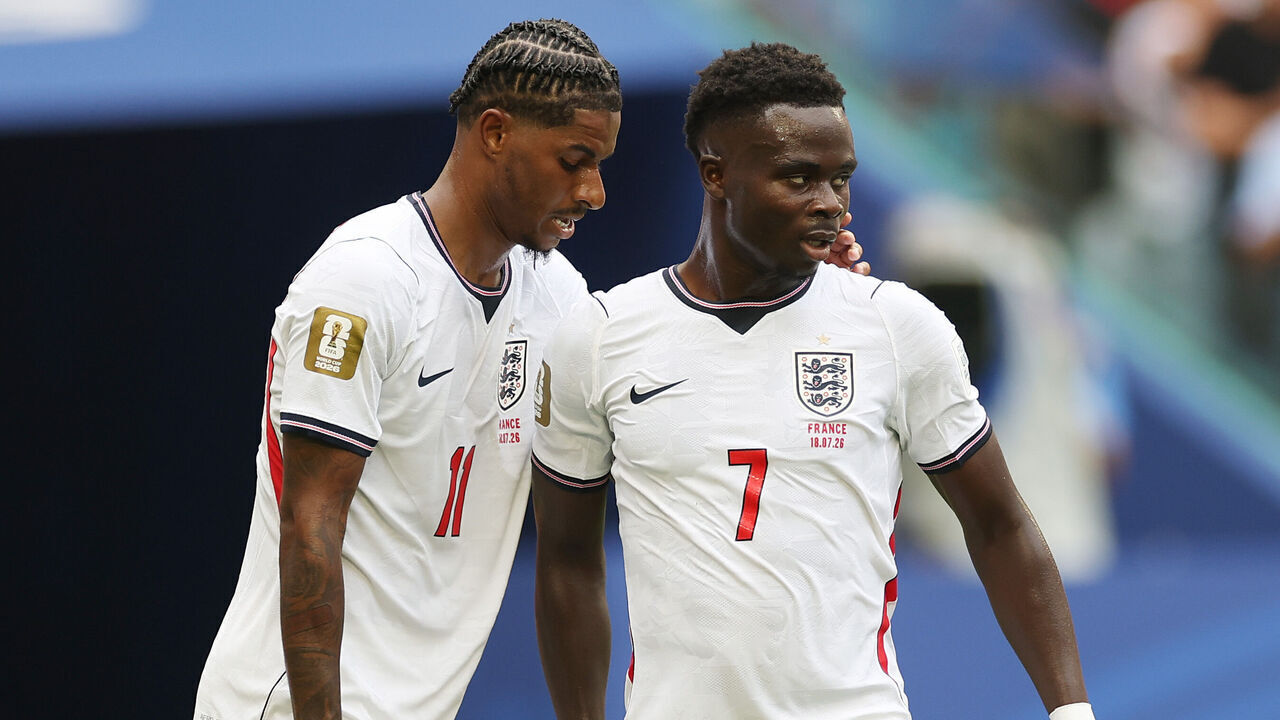 MIAMI GARDENS, FLORIDA - JULY 18: Bukayo Saka #7 of England celebrates with Marcus Rashford #11 of England after scoring his team’s third goal during the FIFA World Cup 2026 Bronze Final between France and England at Miami Stadium on July 18, 2026 in Miami Gardens, Florida.