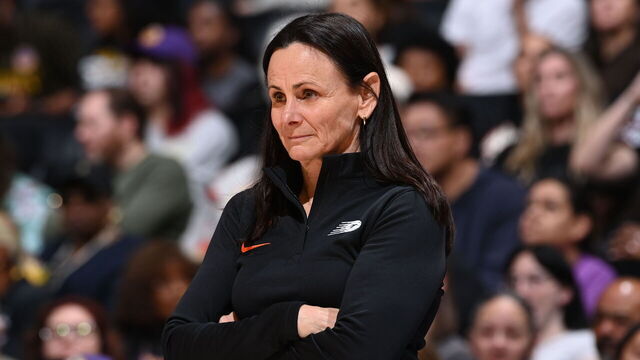 LOS ANGELES, CA - MAY 15: Head Coach Sandy Brondello of the Toronto Tempo looks onto the court during game against the Los Angeles Sparks on May 15, 2026 at Crypto.com Arena in Los Angeles, California. NOTE TO USER: User expressly acknowledges and agrees that, by downloading and/or using this Photograph, user is consenting to the terms and conditions of the Getty Images License Agreement. Mandatory Copyright Notice: Copyright 2026 NBAE