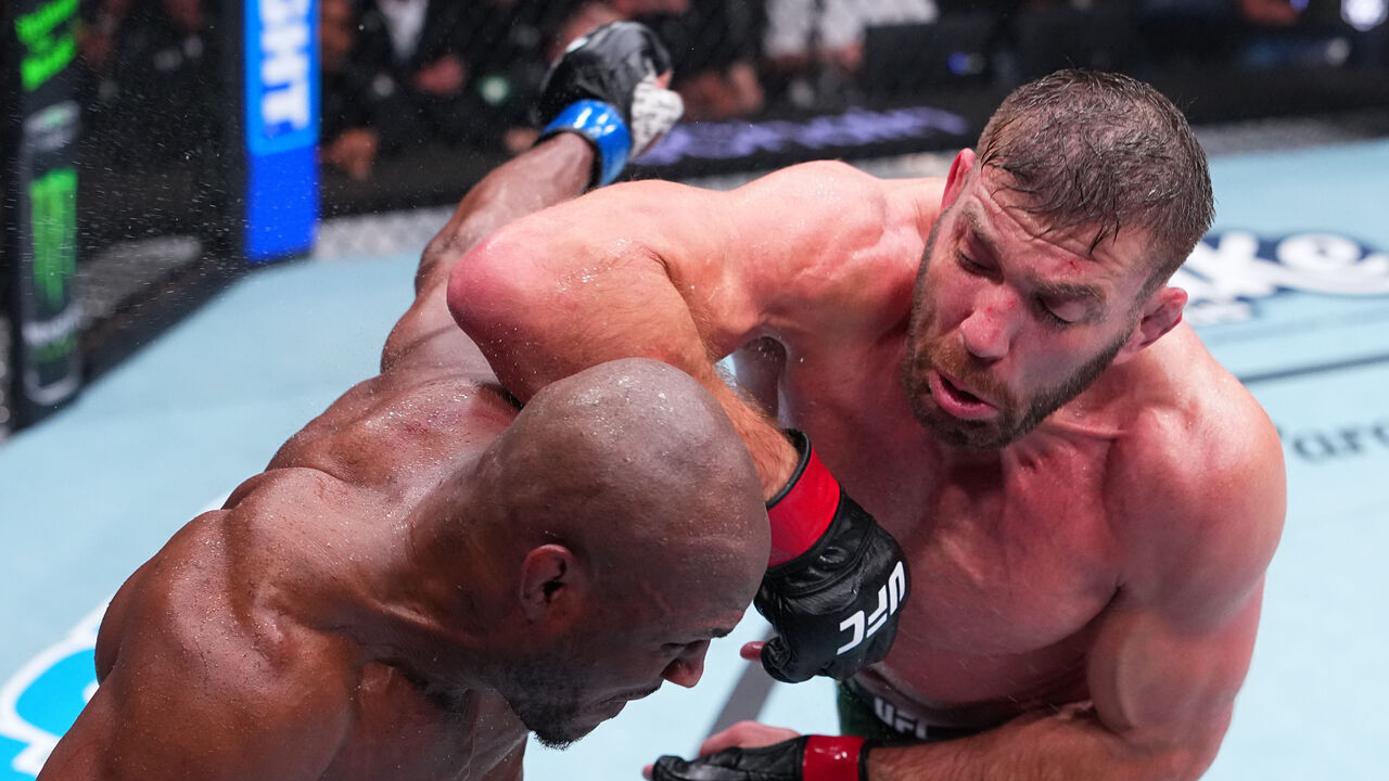 OKLAHOMA CITY, OKLAHOMA - JULY 18: (R-L) Dricus Du Plessis of South Africa elbows Kamaru Usman of Nigeria in a middleweight fight during the UFC Fight Night event at Paycom Center on July 18, 2026 in Oklahoma City, Oklahoma.