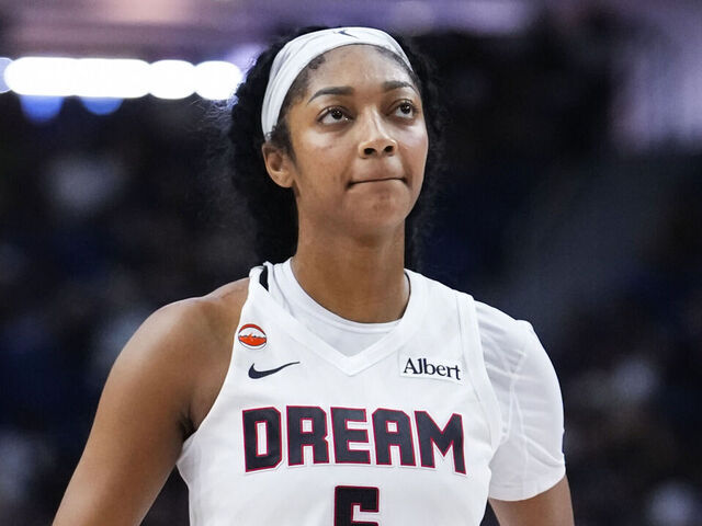 Reese appreciative of Brondello's apology, WNBA taking