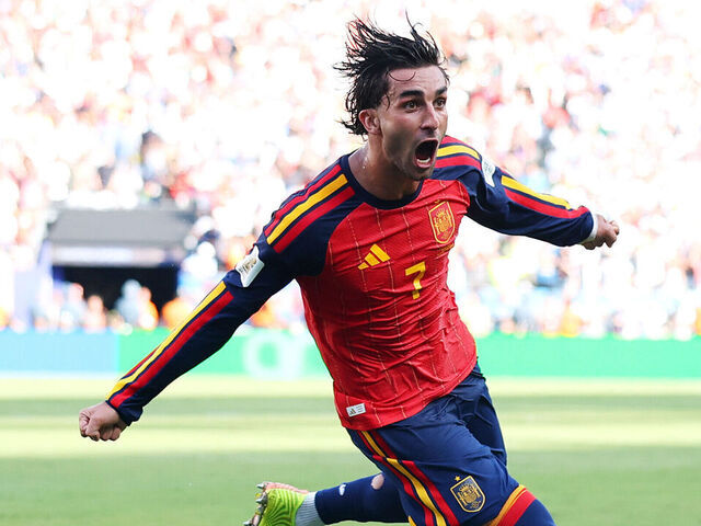 World Cup final live: Spain finally scores vs. Argentina