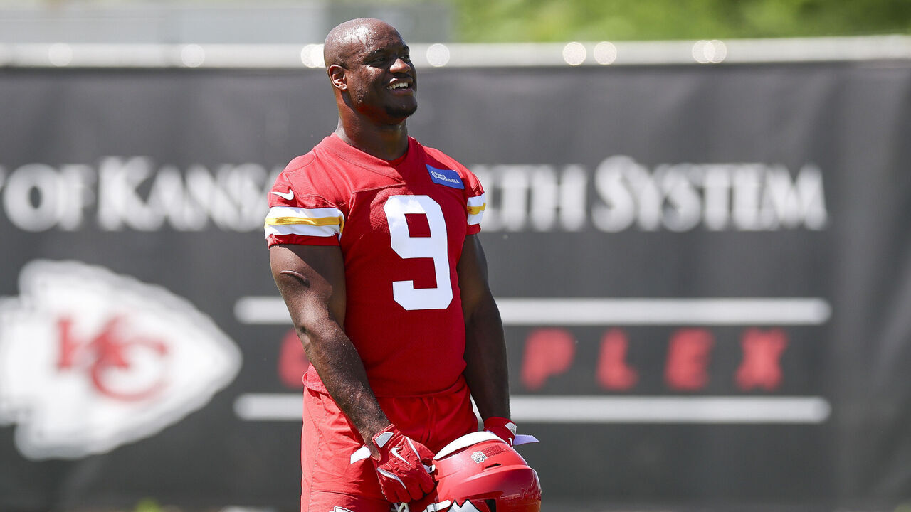 KANSAS CITY, MISSOURI - JUNE 09: Kenneth Walker #9 of the Kansas City Chiefs participates during mandatory minicamp at The University of Kansas Hospital Arrowhead Training Complex on June 09, 2026 in Kansas City, Missouri.