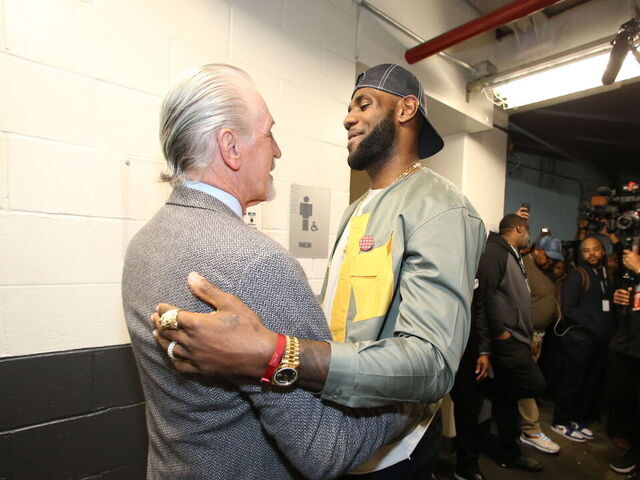 Riley patiently awaiting LeBron's decision: 'I'm not