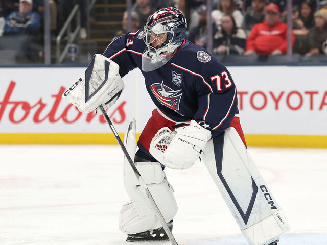 Report: Blue Jackets, Greaves nearly $5M apart in