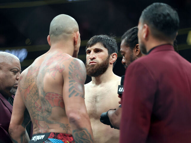 Ankalaev wants Pereira to return to light heavyweight for