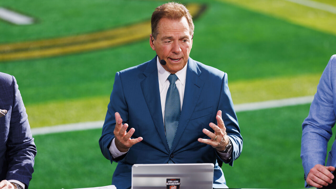 PASADENA, CALIFORNIA - JANUARY 1: Nick Saban of ESPN College GameDay speaks on set before the Rose Bowl between Ohio State Buckeyes and Oregon Ducks at Rose Bowl Stadium on January 1, 2025 in Pasadena, California.