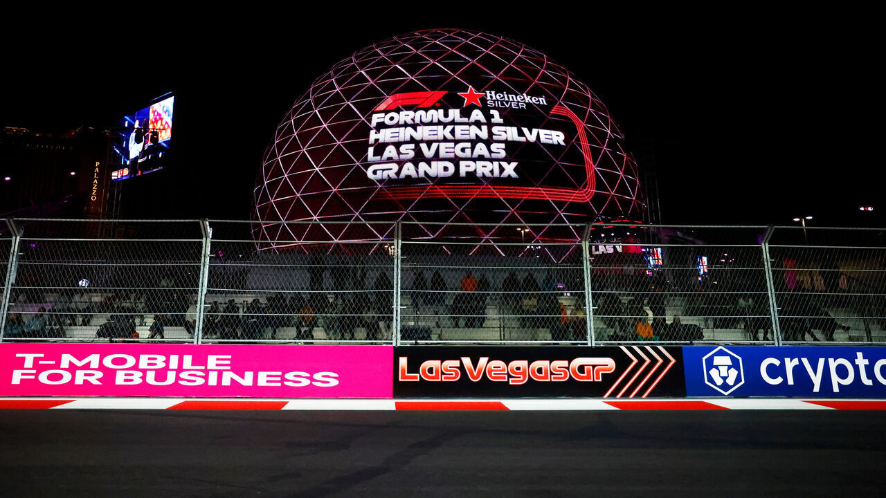 LAS VEGAS, NV - NOVEMBER 21: The MSG Sphere displays the logo of the Formula 1 Heineken Silver Las Vegas Grand Prix on the Las Vegas Strip Circuit on November 21, 2024 in Las Vegas, Nevada.