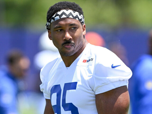 Rams' Garrett ready to challenge Seahawks: 'I want the