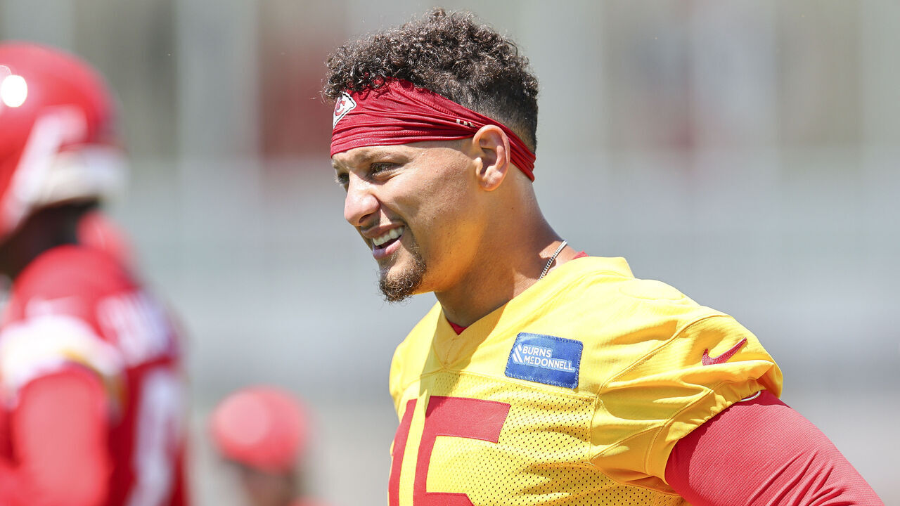 KANSAS CITY, MISSOURI - JUNE 09: Patrick Mahomes #15 of the Kansas City Chiefs smiles during mandatory minicamp at The University of Kansas Hospital Arrowhead Training Complex on June 09, 2026 in Kansas City, Missouri.