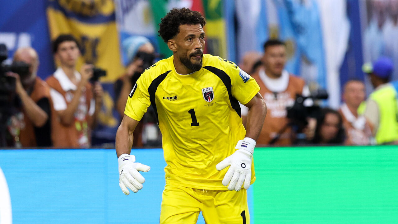 MIAMI GARDENS, FLORIDA - JULY 03: Vozinha #1 of Cabo Verde controls the ball during the FIFA World Cup 2026 Round Of 32 match between Argentina and Cabo Verde at Miami Stadium on July 03, 2026 in Miami Gardens, Florida.